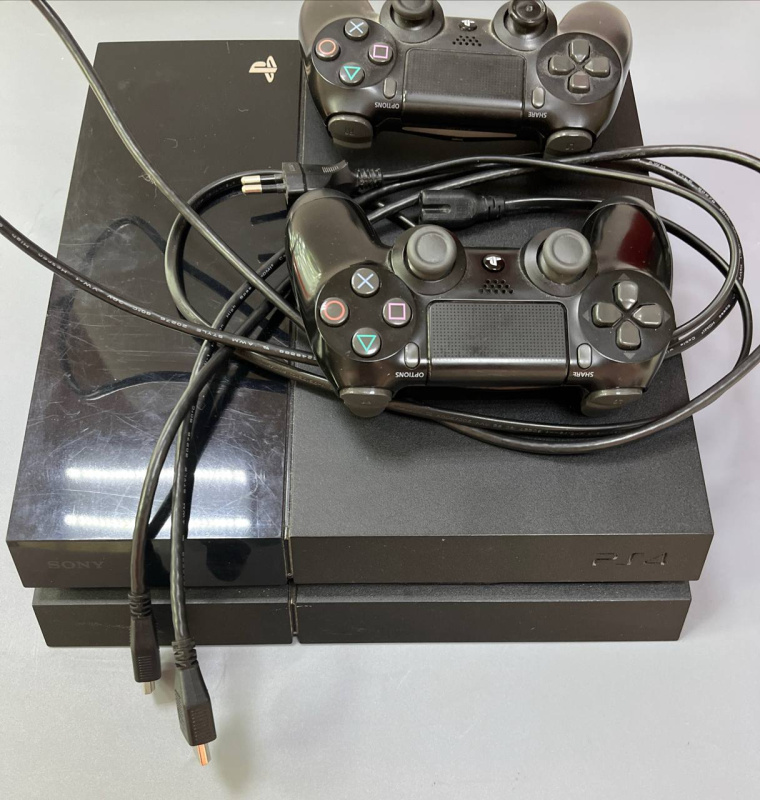 Игровая приставка Sony PS 4 FAT 500 Gb