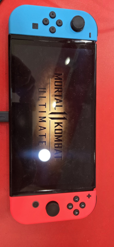 Игровая приставка Nintendo switch oled