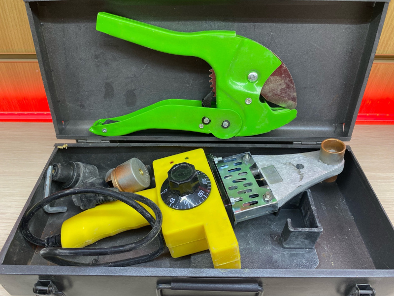 Аппарат для сварки и пайки полимеров ExProfil 20-32