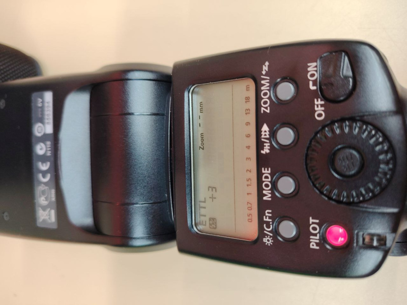 Вспышка  Canon Speedlite 580ex II