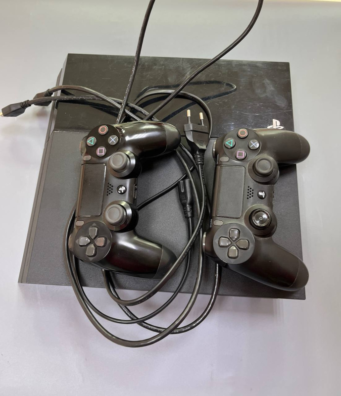 Игровая приставка Sony PS 4 FAT 500 Gb