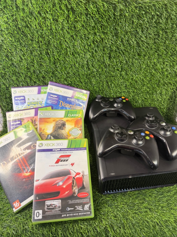 Игровая приставка Xbox 360