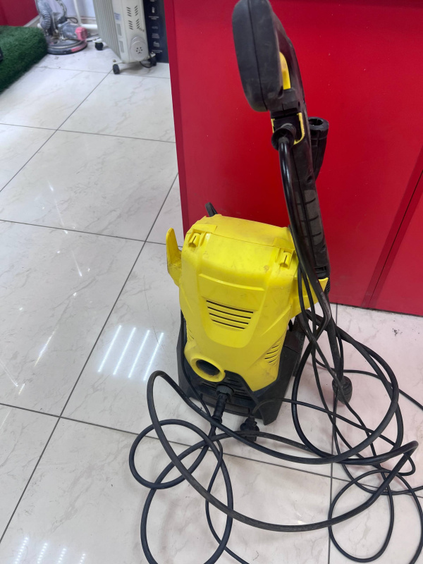 Мойка высокого давления Karcher нет