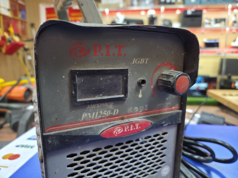 Сварочный аппарат - инвертор ММА P.I.T. PMI250-D