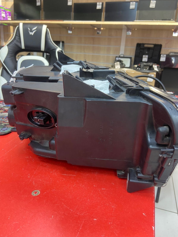 Авто аксессуар Передняя правая фара BMW F10/ F11/F12