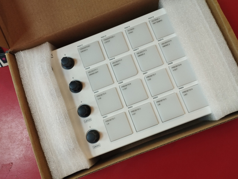 midi клавиатура  smc pad