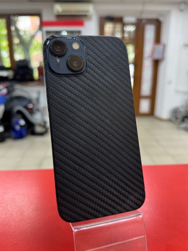 Мобильный телефон Apple iPhone 13