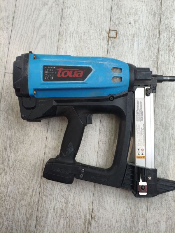 Гвоздескобозабивной пистолет TOUA GSN 50