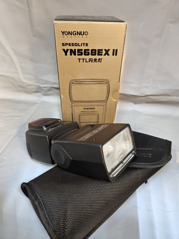 Speedlite Yongnuo YN568EX