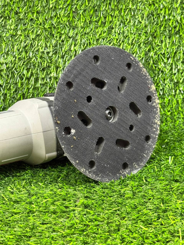 Полировальная машина Интерскол ЭПМ-150/18ВЭ