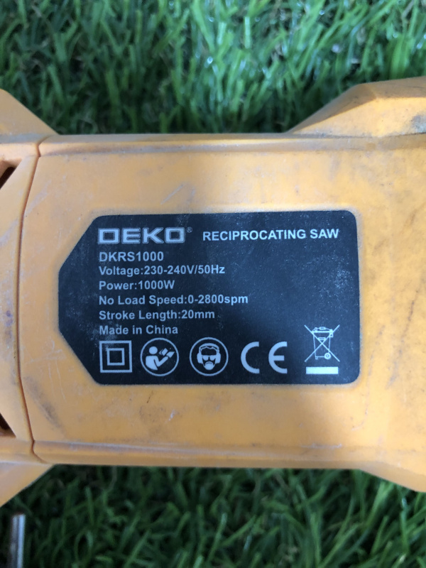 Сабельная пила Deko dkrs1000